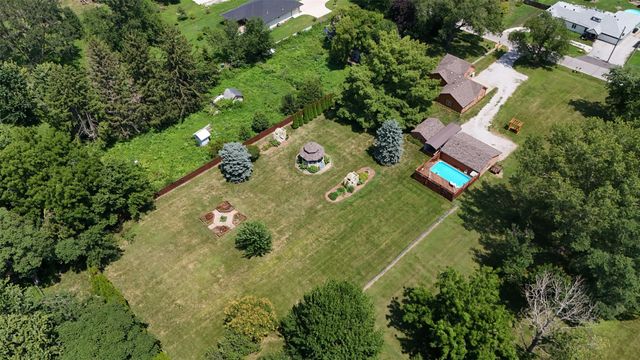 4290 NE 27th Street, Des Moines, IA 50317