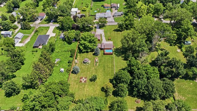 4290 NE 27th Street, Des Moines, IA 50317