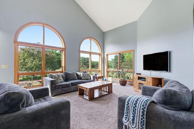W350S1951 Waterville ROAD, Oconomowoc, WI 53066