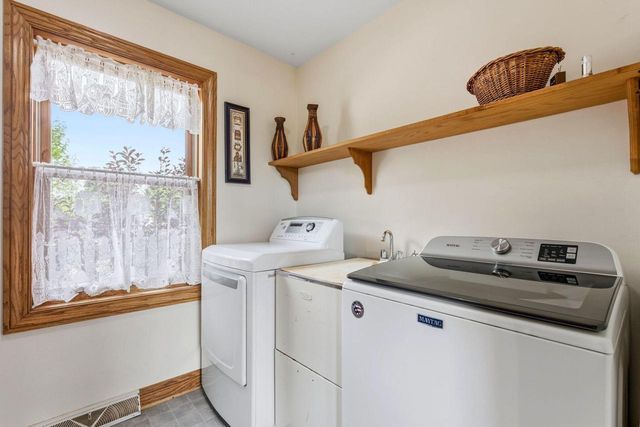 W350S1951 Waterville ROAD, Oconomowoc, WI 53066