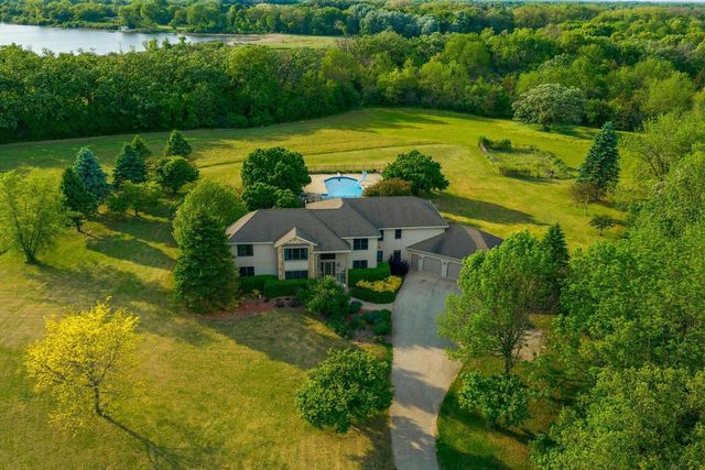 W350S1951 Waterville ROAD, Oconomowoc, WI 53066