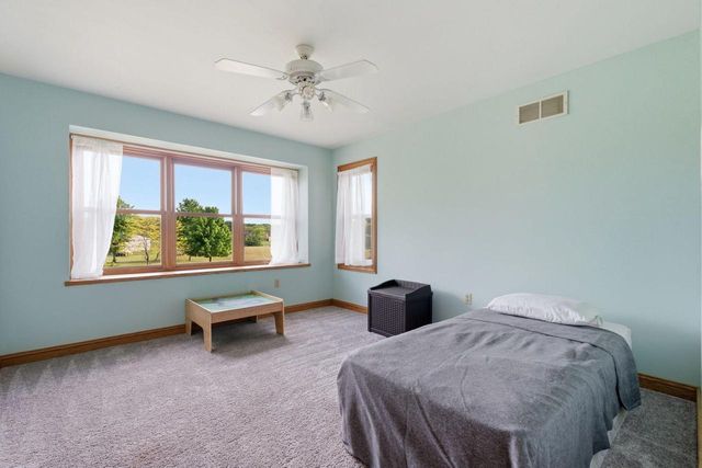 W350S1951 Waterville ROAD, Oconomowoc, WI 53066