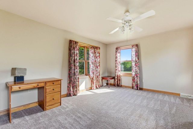 W350S1951 Waterville ROAD, Oconomowoc, WI 53066