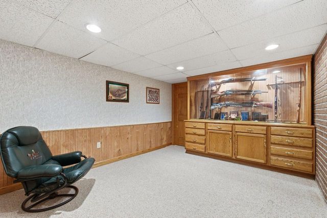 W350S1951 Waterville ROAD, Oconomowoc, WI 53066