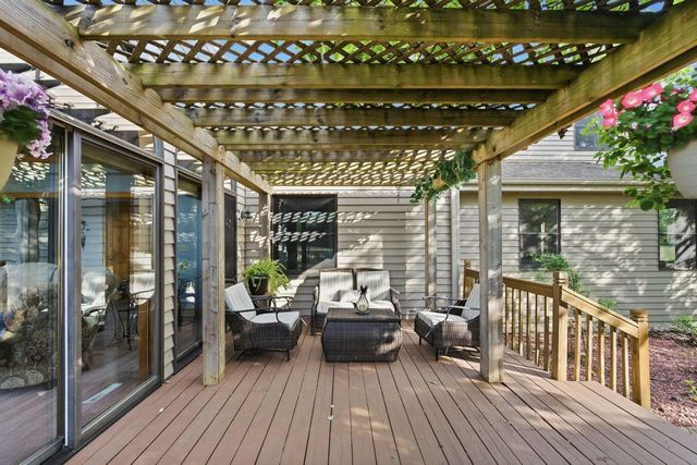 W350S1951 Waterville ROAD, Oconomowoc, WI 53066