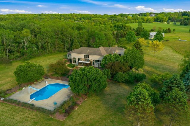 W350S1951 Waterville ROAD, Oconomowoc, WI 53066