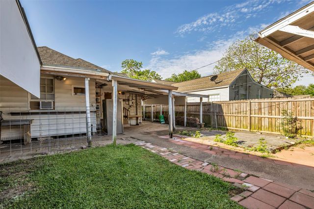 218 Olive Avenue, Pasadena, TX 77506