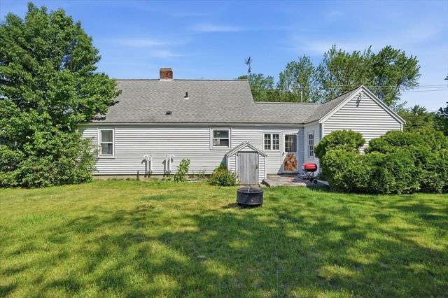 208 West Center St, West Bridgewater, MA 02379