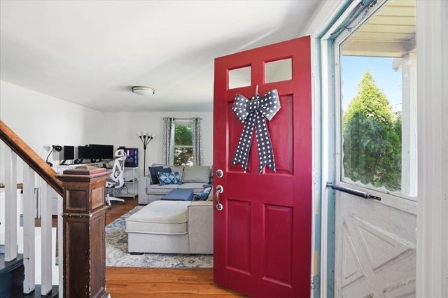 208 West Center St, West Bridgewater, MA 02379