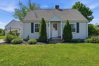208 West Center St, West Bridgewater, MA 02379
