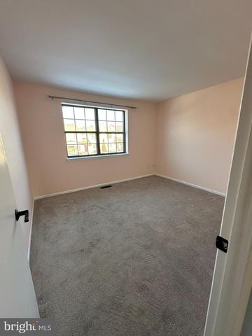 904 ANDOVER PL, Warminster, PA 18974