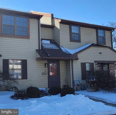 904 ANDOVER PL, Warminster, PA 18974