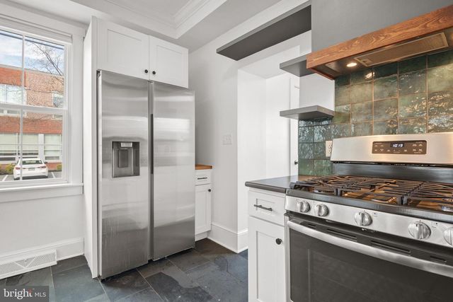 247 JACKSON ST, Lancaster, PA 17603