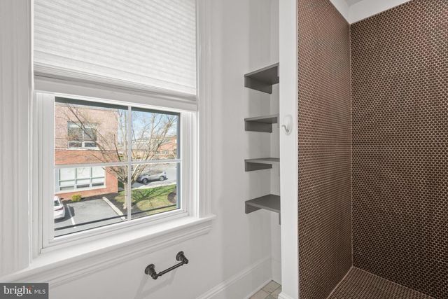 247 JACKSON ST, Lancaster, PA 17603