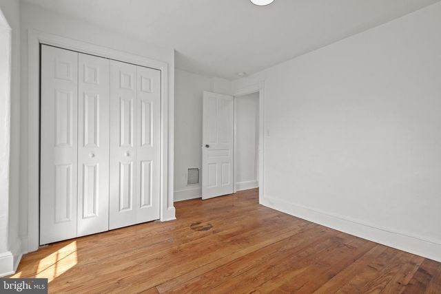 247 JACKSON ST, Lancaster, PA 17603