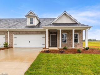 3540 Townland Circle 13, Clemmons, NC 27012