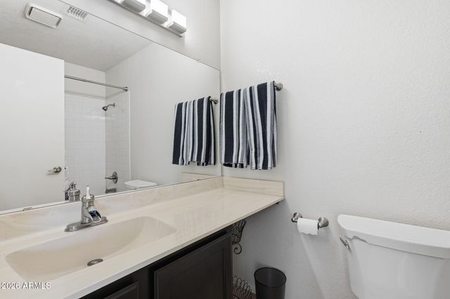1643 E WAGONER Road, Phoenix, AZ 85022