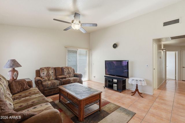 1643 E WAGONER Road, Phoenix, AZ 85022