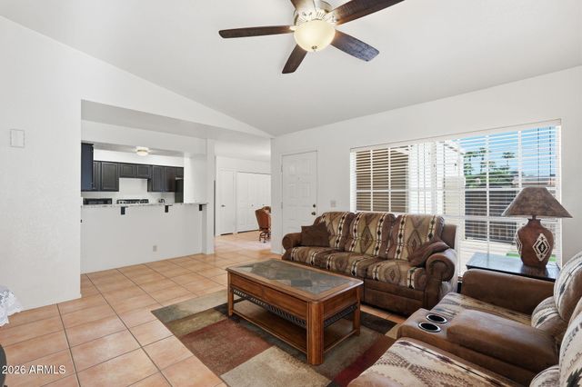 1643 E WAGONER Road, Phoenix, AZ 85022