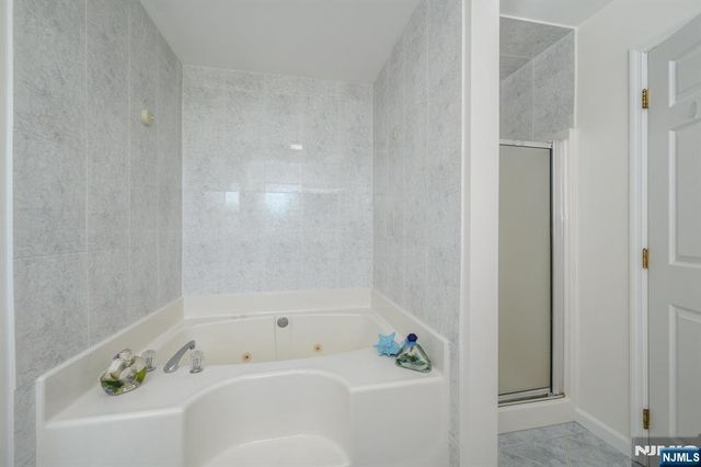 4 Elm Court, Little Falls, NJ 07424