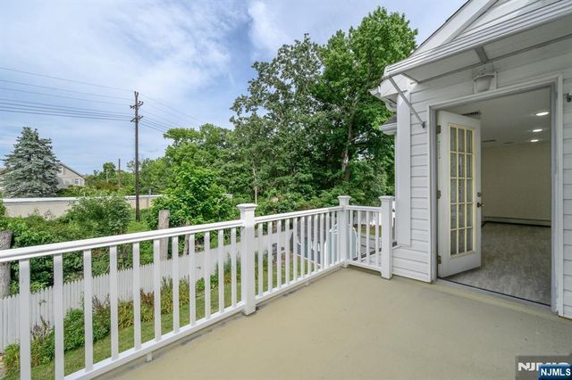 4 Elm Court, Little Falls, NJ 07424