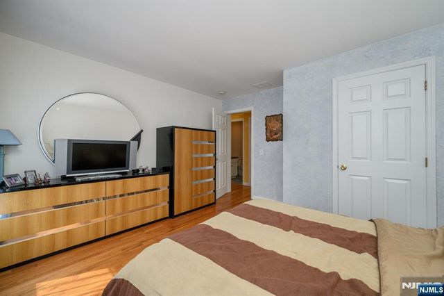 4 Elm Court, Little Falls, NJ 07424