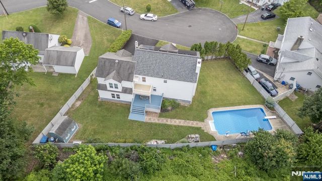 4 Elm Court, Little Falls, NJ 07424