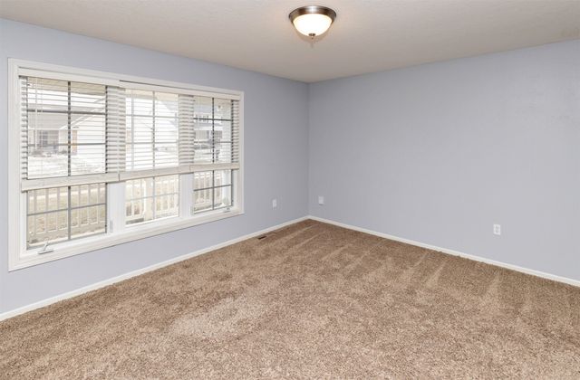 15715 Tanglewood Drive, Urbandale, IA 50323