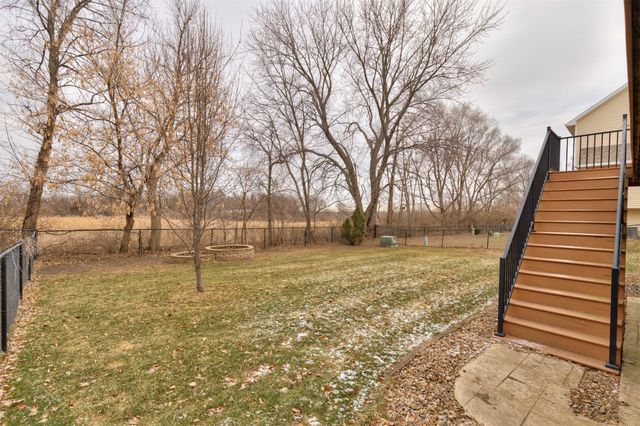 15715 Tanglewood Drive, Urbandale, IA 50323