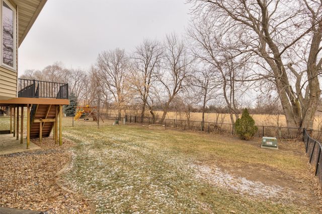 15715 Tanglewood Drive, Urbandale, IA 50323