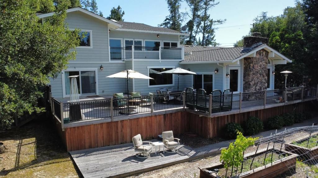 Image 2 of property listing at 24010 Summit Woods Drive, Los Gatos, CA 95033