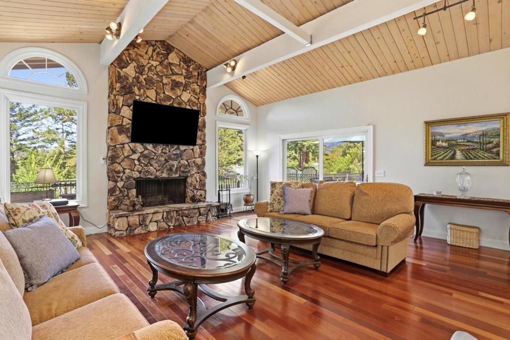 Image 21 of property listing at 24010 Summit Woods Drive, Los Gatos, CA 95033