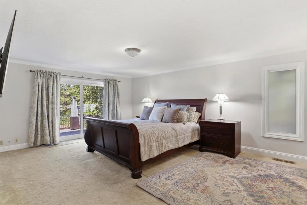 Image 23 of property listing at 24010 Summit Woods Drive, Los Gatos, CA 95033