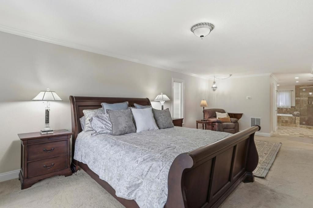 Image 25 of property listing at 24010 Summit Woods Drive, Los Gatos, CA 95033