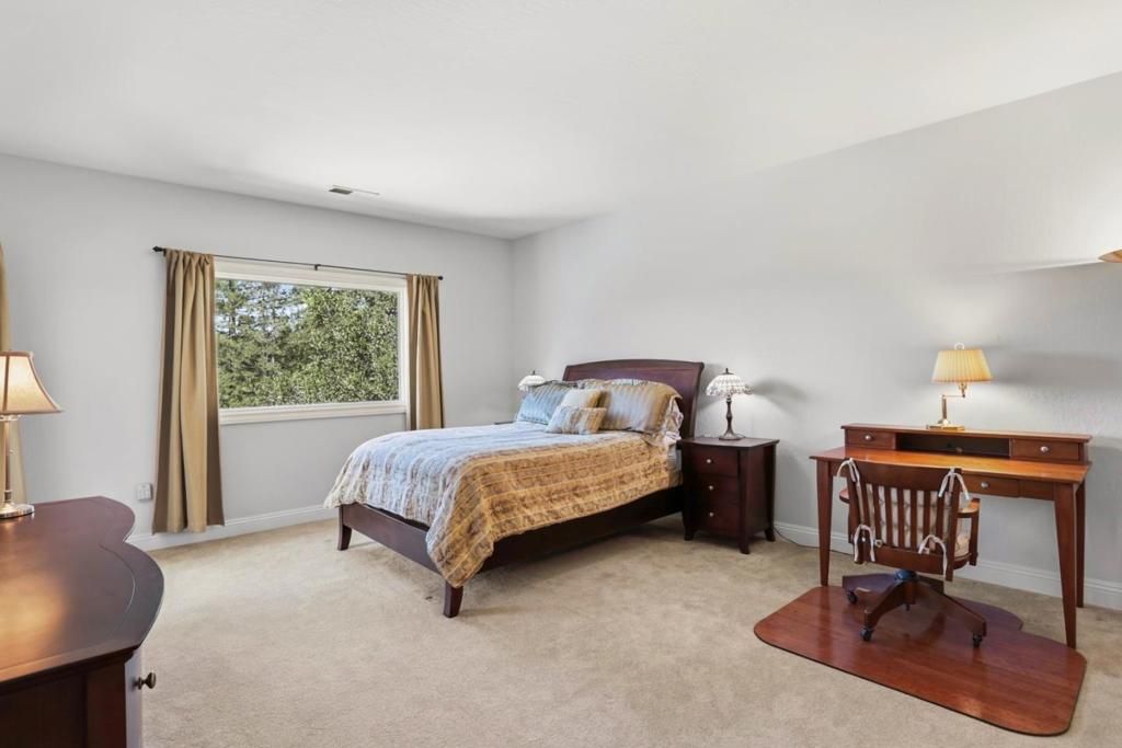 Image 30 of property listing at 24010 Summit Woods Drive, Los Gatos, CA 95033