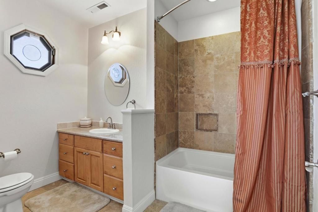 Image 37 of property listing at 24010 Summit Woods Drive, Los Gatos, CA 95033