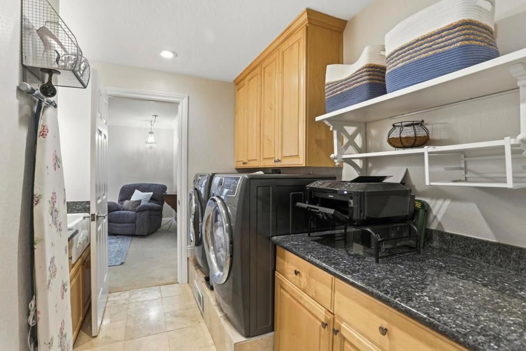 Image 41 of property listing at 24010 Summit Woods Drive, Los Gatos, CA 95033