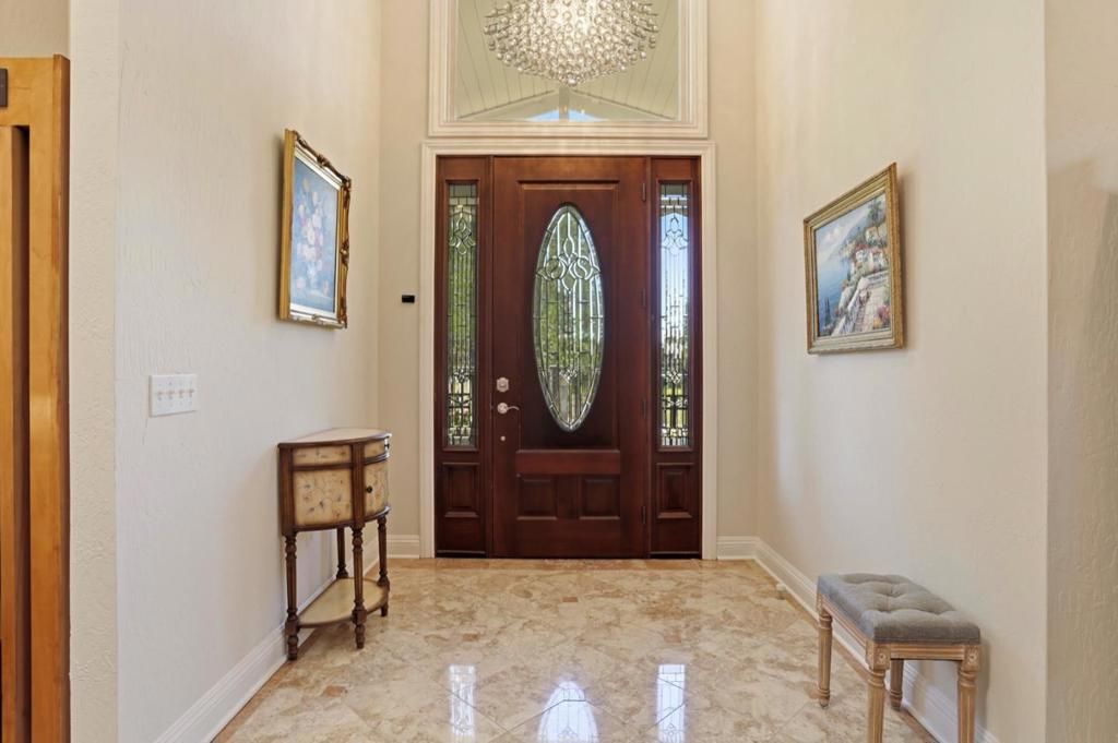 Image 7 of property listing at 24010 Summit Woods Drive, Los Gatos, CA 95033