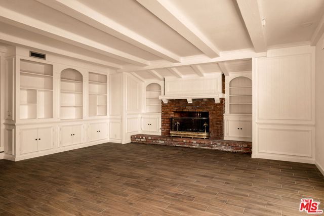 2158 Stradella Road, Los Angeles, CA 90077
