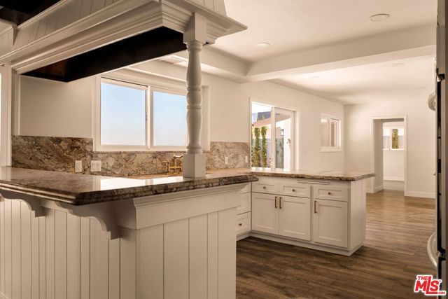 2158 Stradella Road, Los Angeles, CA 90077