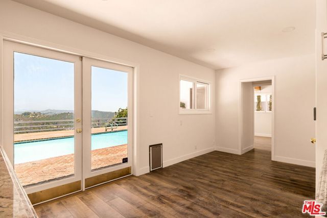2158 Stradella Road, Los Angeles, CA 90077