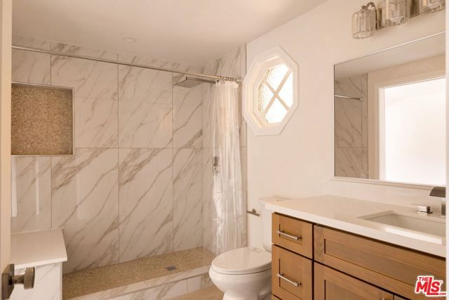 2158 Stradella Road, Los Angeles, CA 90077