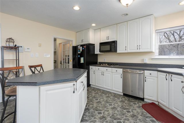1951 Woodland Court, Wentzville, MO 63385