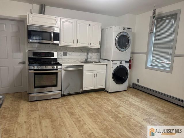64 Whitehead Avenue 3, South River, NJ 08882