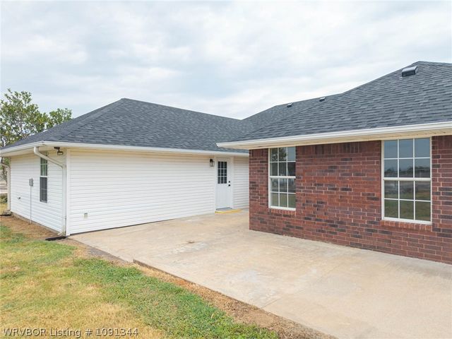 2300 S L Street, Barling, AR 72923