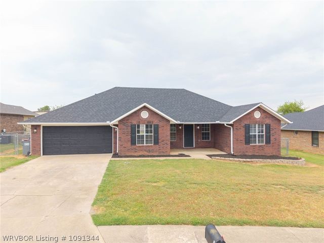 2300 S L Street, Barling, AR 72923