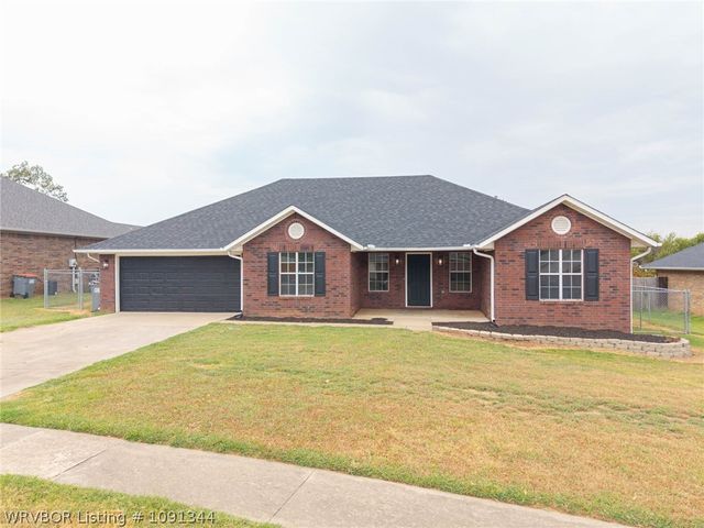 2300 S L Street, Barling, AR 72923