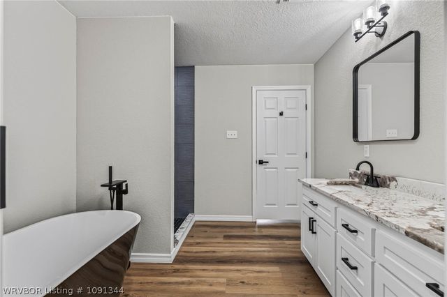 2300 S L Street, Barling, AR 72923