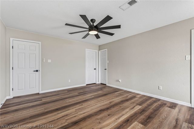 2300 S L Street, Barling, AR 72923