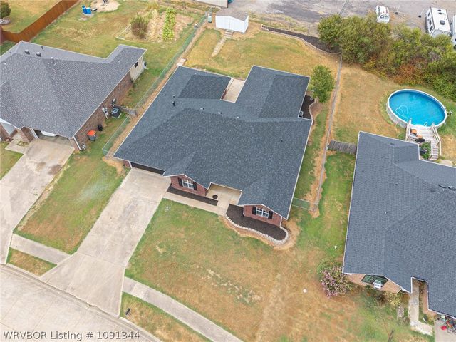 2300 S L Street, Barling, AR 72923